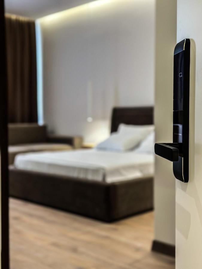Alexander Rooms Дуррес Экстерьер фото