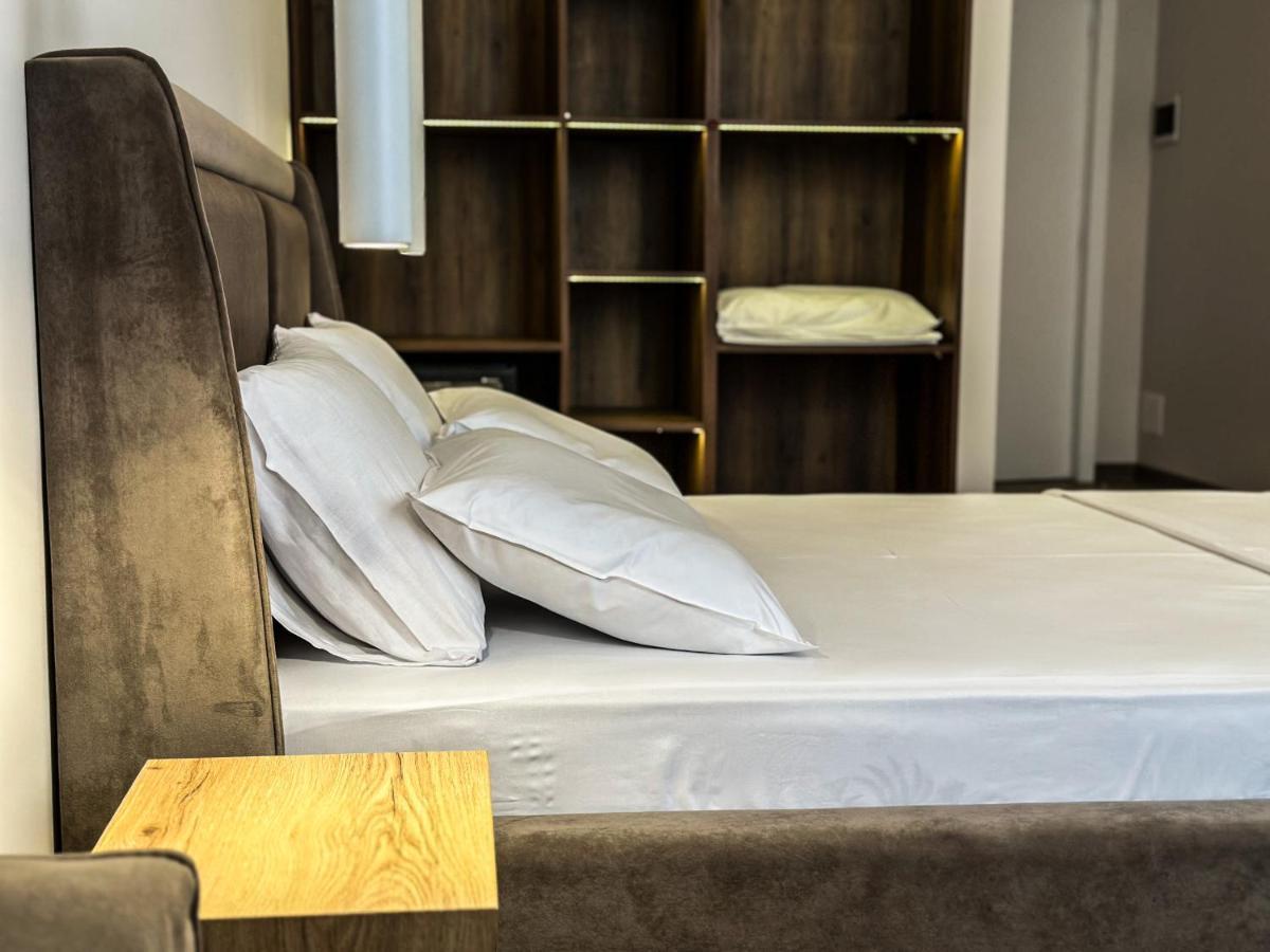 Alexander Rooms Дуррес Экстерьер фото