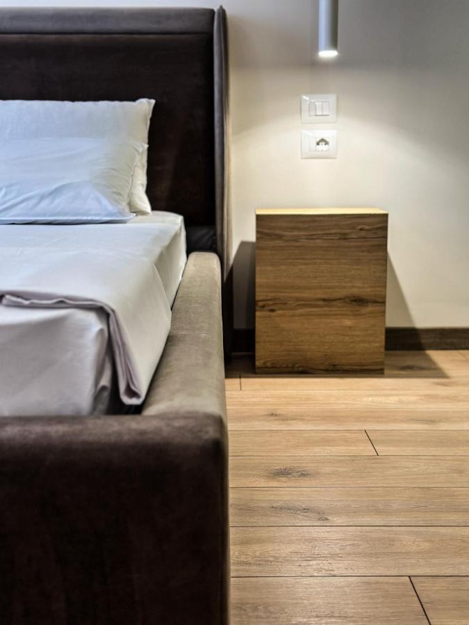 Alexander Rooms Дуррес Экстерьер фото